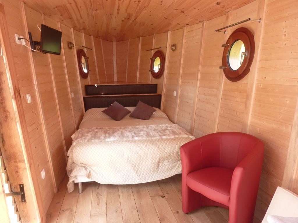 Jumièges Chambre D'Hotes Au Fil De L'Eau الغرفة الصورة