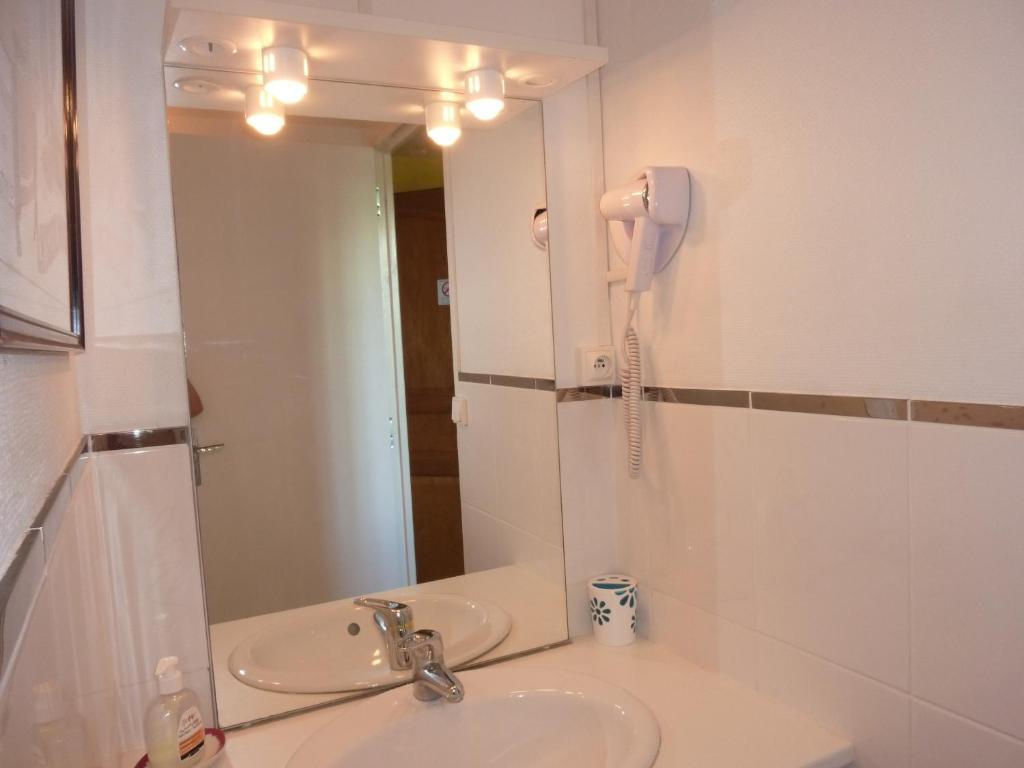 Jumièges Chambre D'Hotes Au Fil De L'Eau الغرفة الصورة